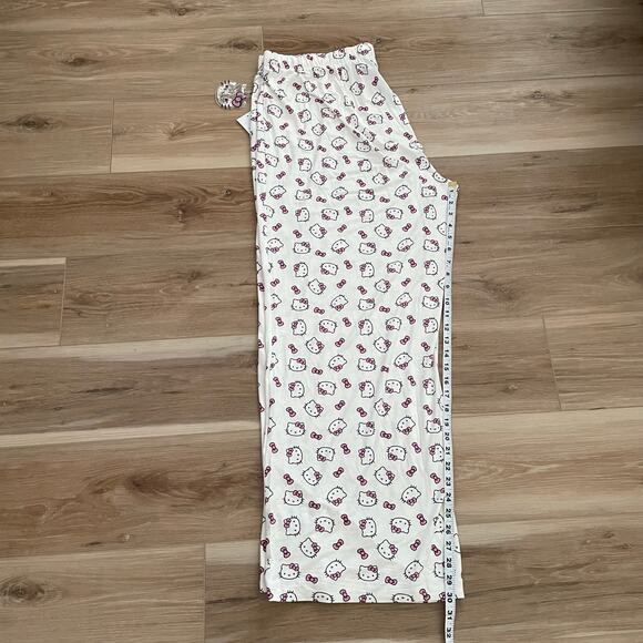 Forever 21 Hello Kitty and Friends Plus Pajama Pants 2X - Picture 6 of 6